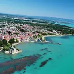 ホテル Seehotel Amtshof ランゲナルゲン