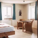 ホテル Seehotel Amtshof 4*