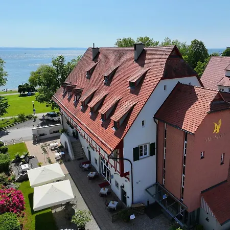 Seehotel Amtshof 4*