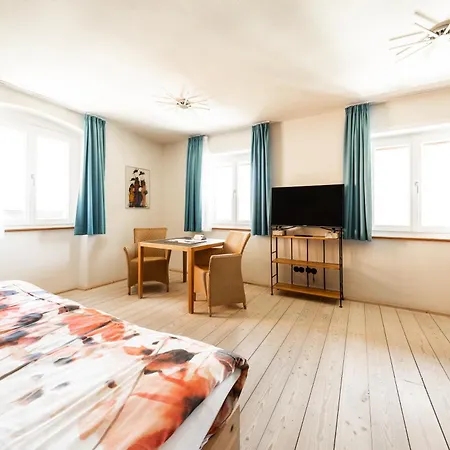 Seehotel Amtshof 4*