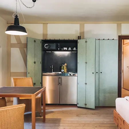 ホテル Seehotel Amtshof 4*