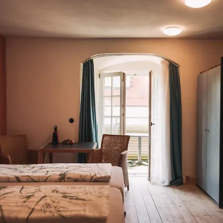 ホテル Seehotel Amtshof 4*